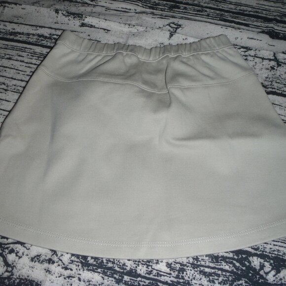 Gymboree Girls School Uniform XS 4 NWT Tan Skirt - Picture 2 of 2
